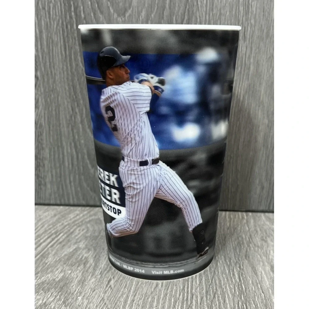 Derek Jeter New York Yankees Collector Lenticular Cup #2 MLB Baseball 2014